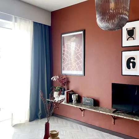 Tessera Urban Chania Apartamento *